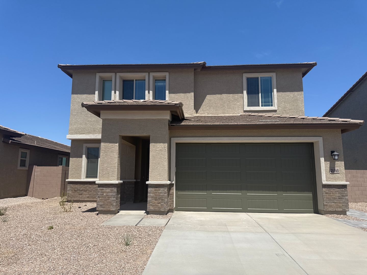 SURPRISE House: 25165 N 156TH LN