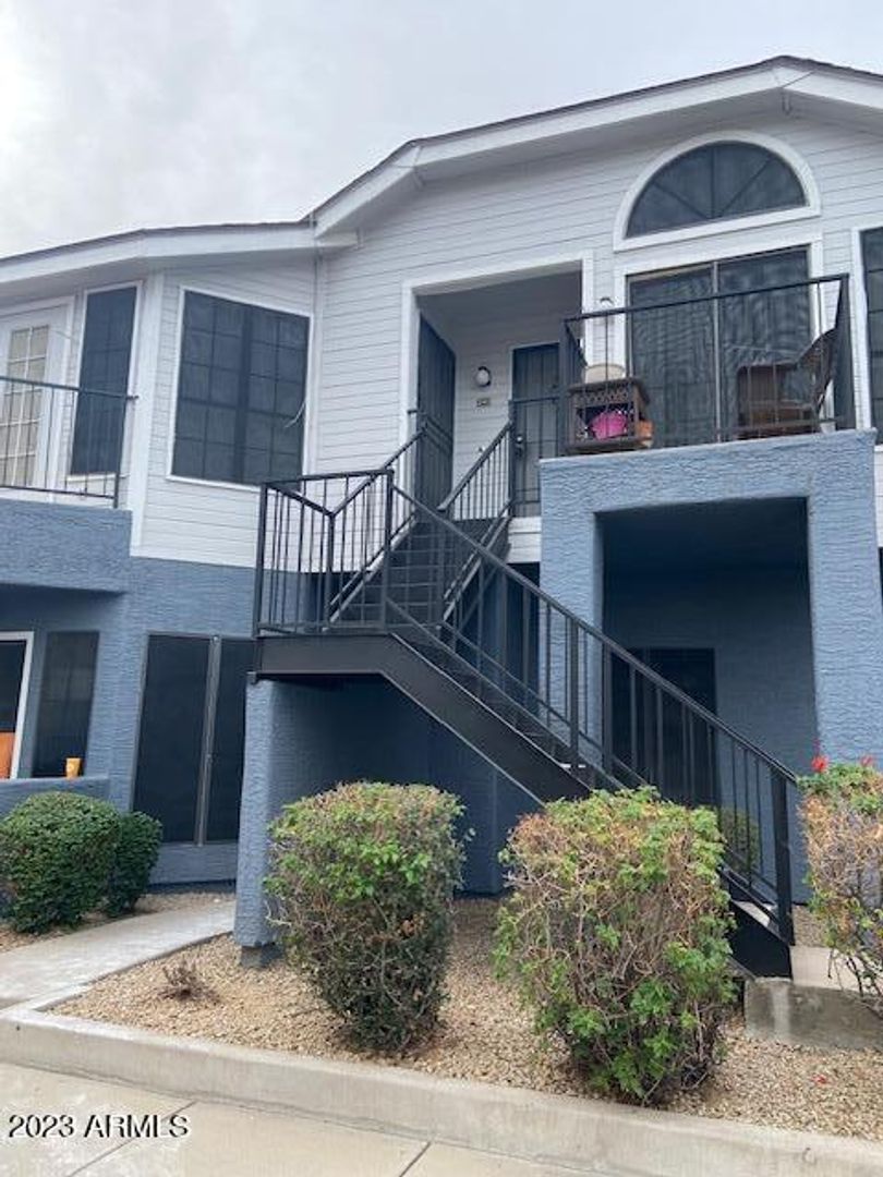 GLENDALE House: 8888 N 47TH AVE #243