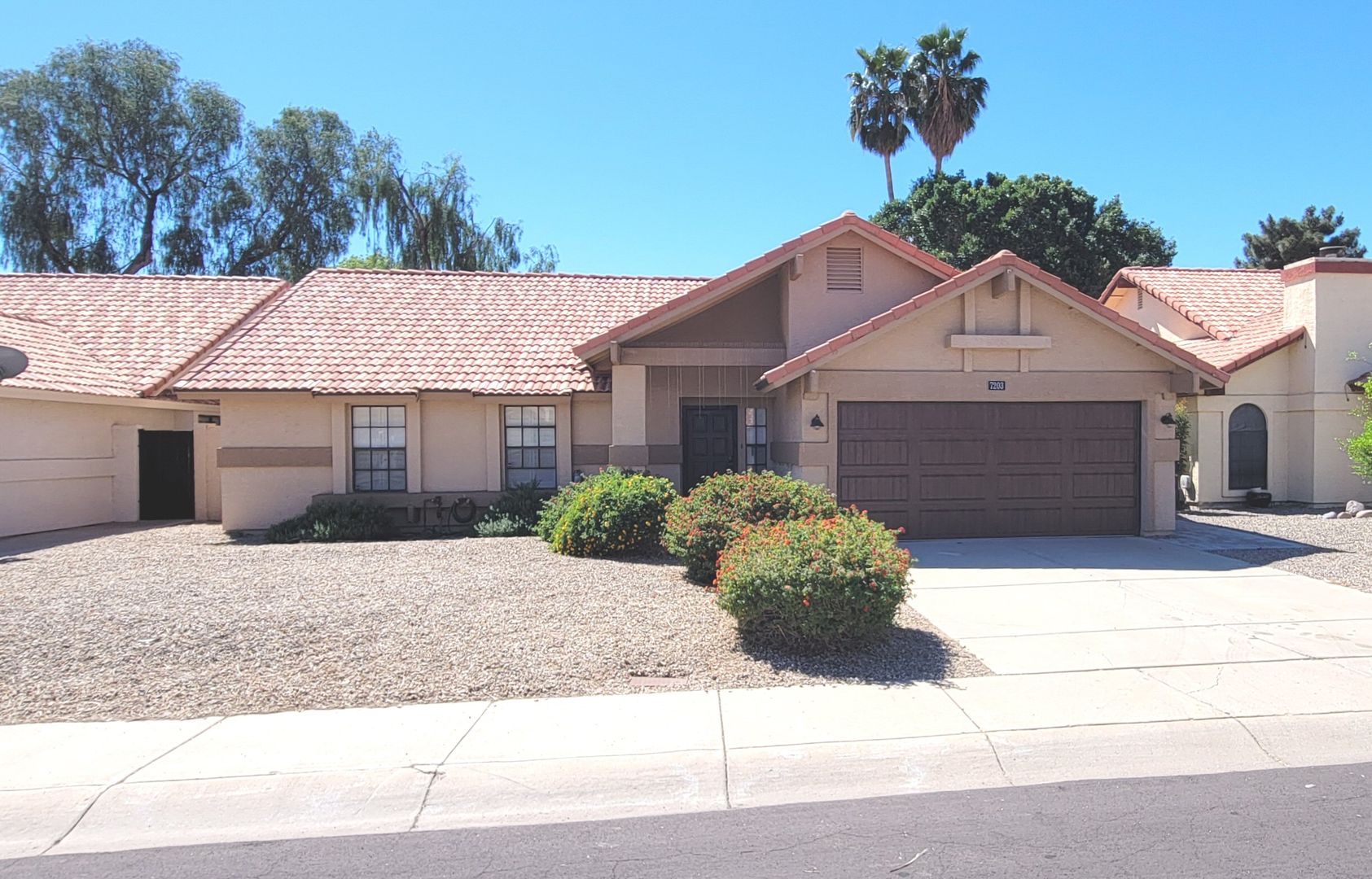 GLENDALE House: 7203 W MCRAE WAY