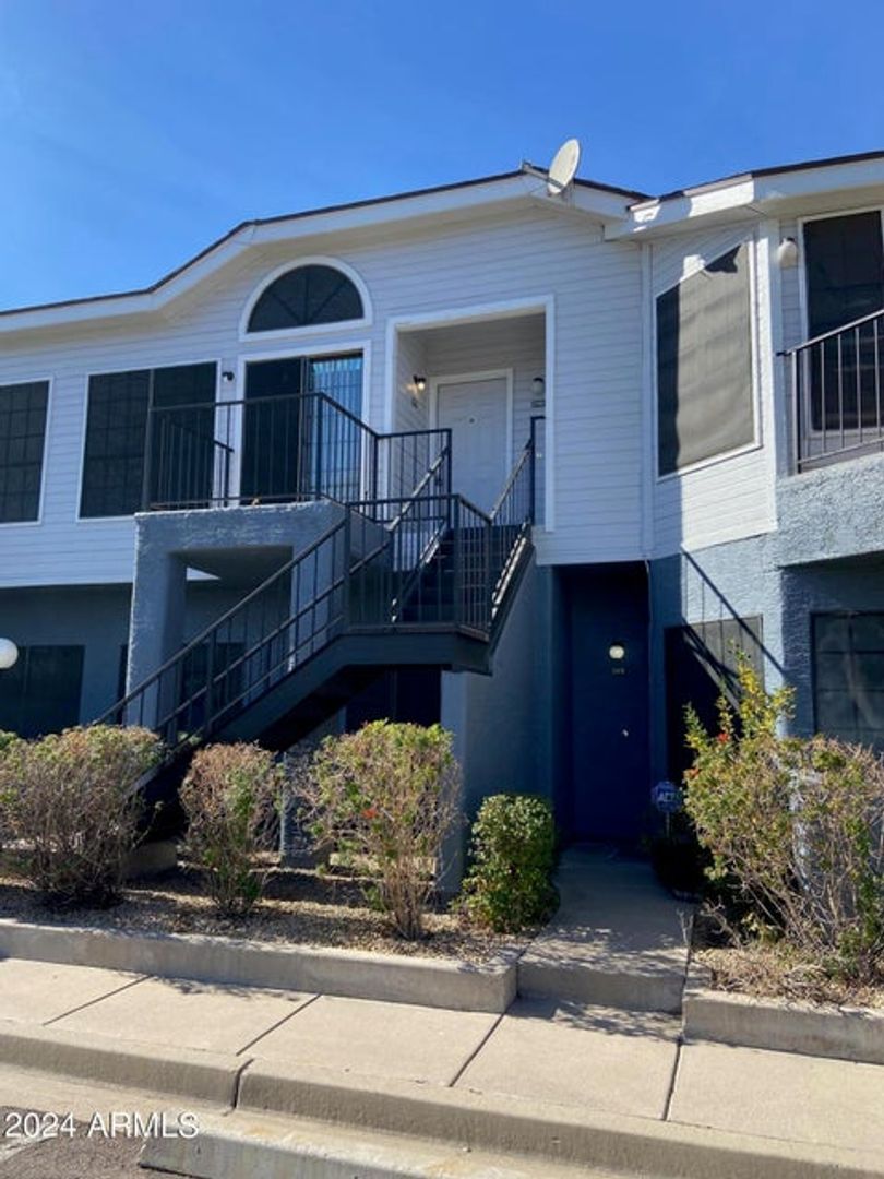 GLENDALE Condo: 8888 N 47TH AVE #244