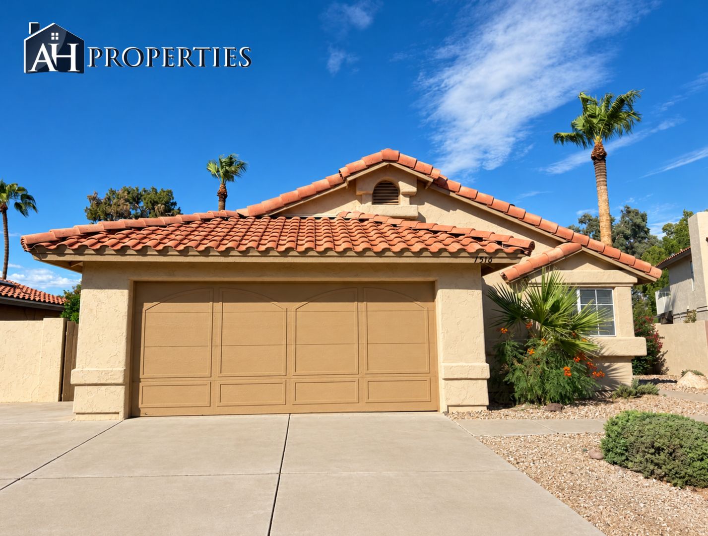 GLENDALE House: 7516 W TONTO DR