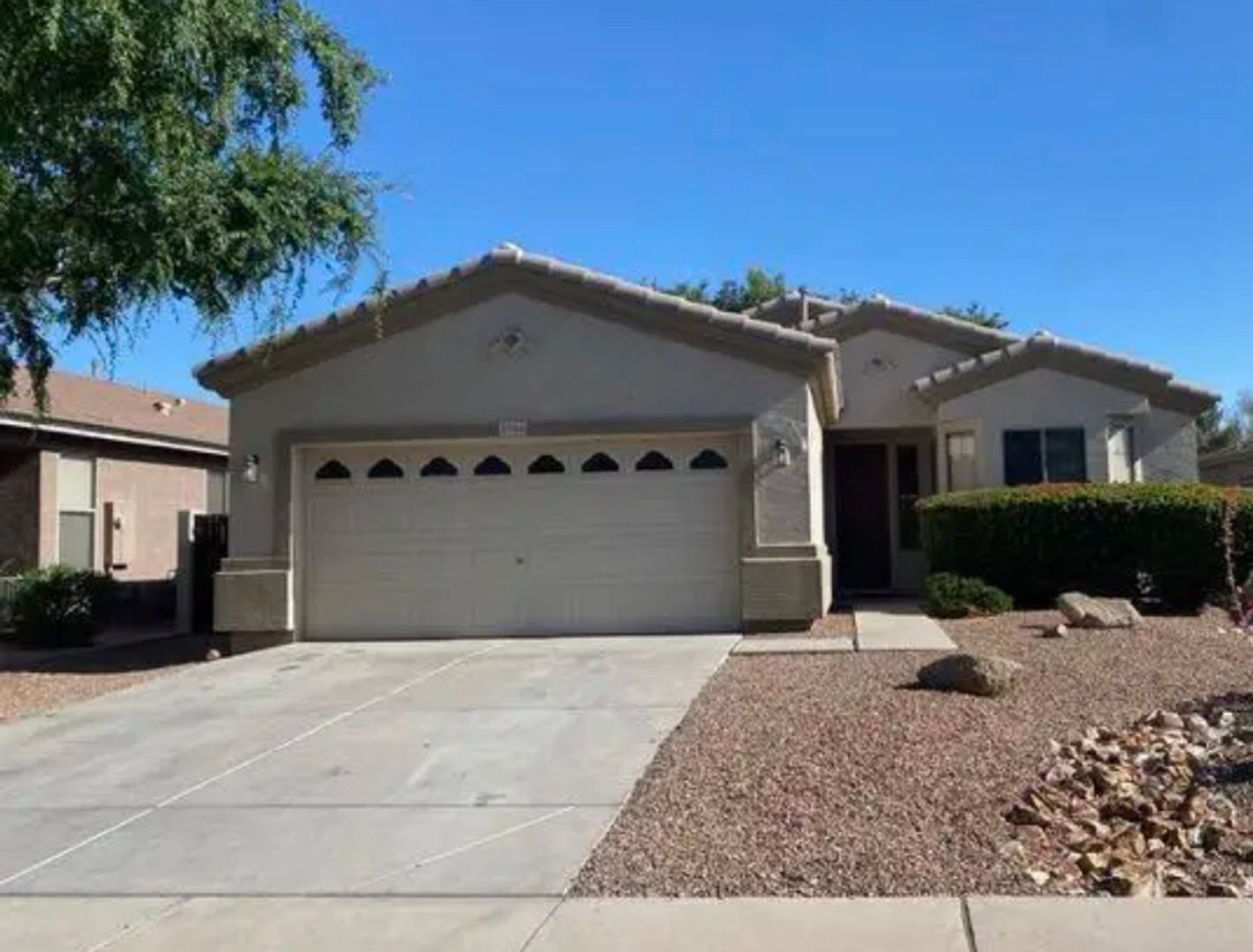 GILBERT House: 3766 E SHANNON ST