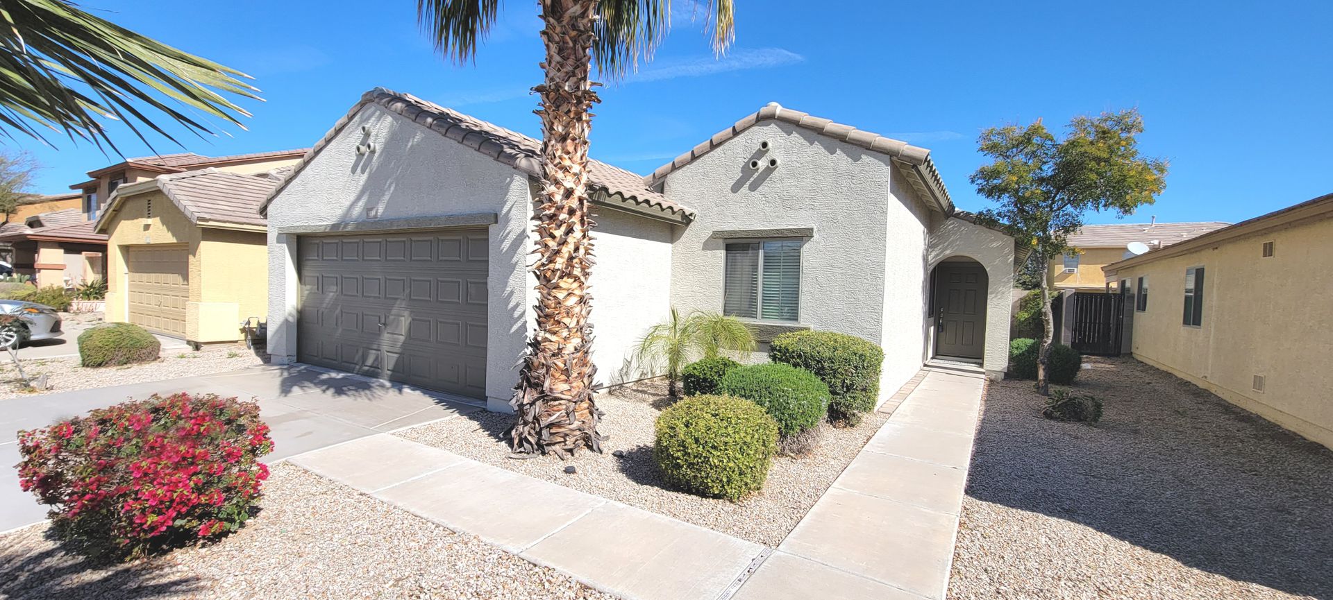 SAN TAN VALLEY House: 1814 W DESERT HILLS DR