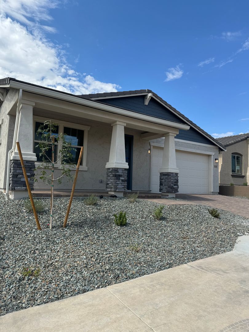 NEW RIVER House: 4340 W BRADSHAW CREEK LN