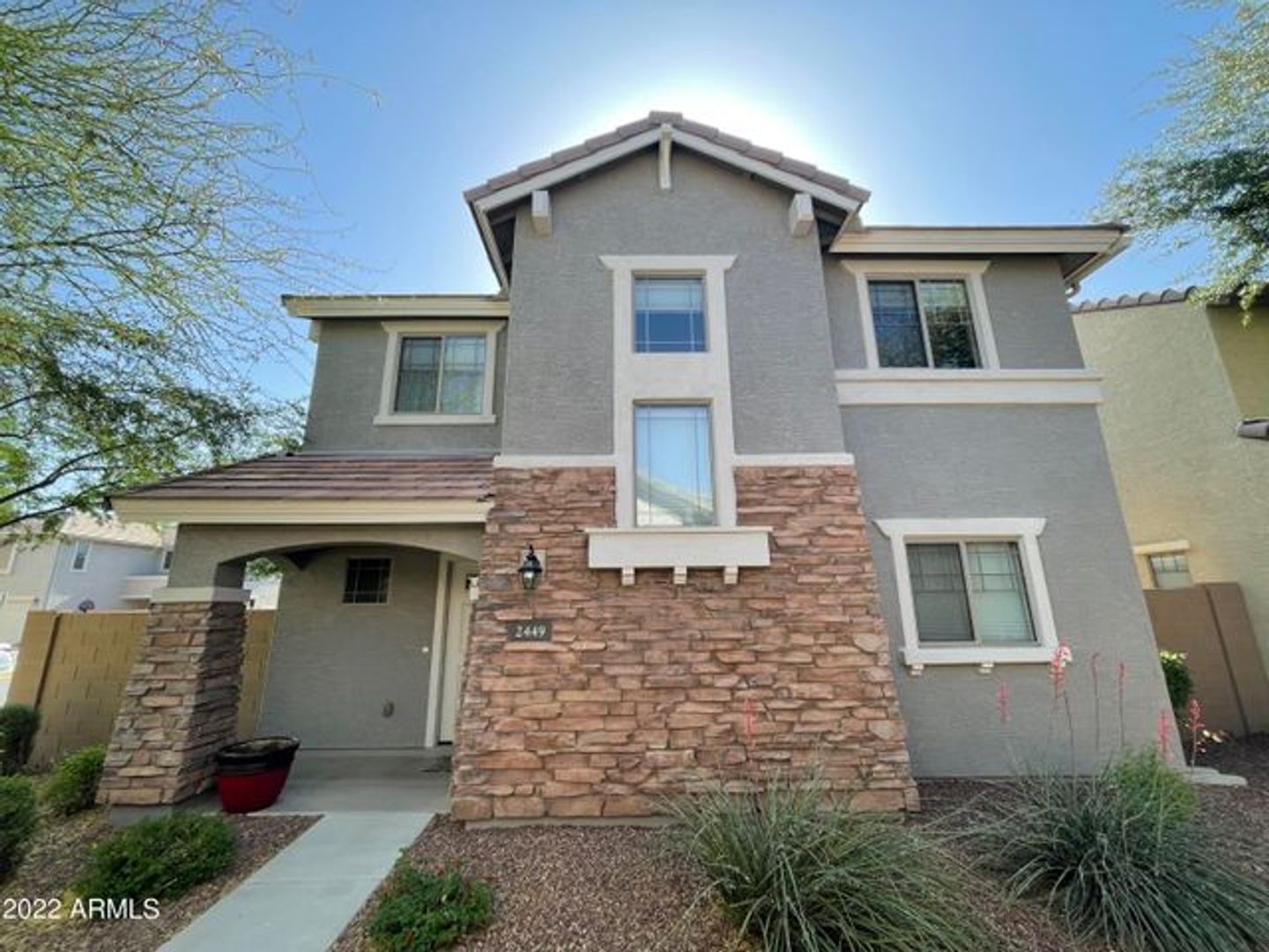 GILBERT House: 2449 E VERMONT DR