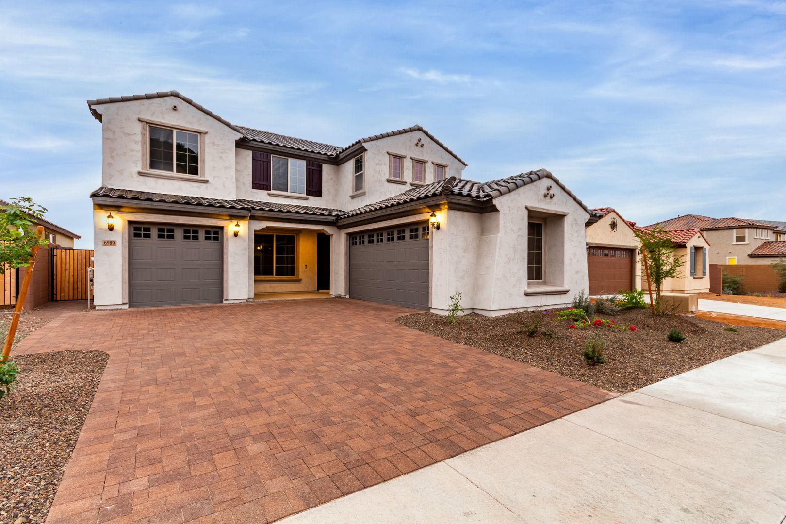 PEORIA House: 6989 W PLUM RD