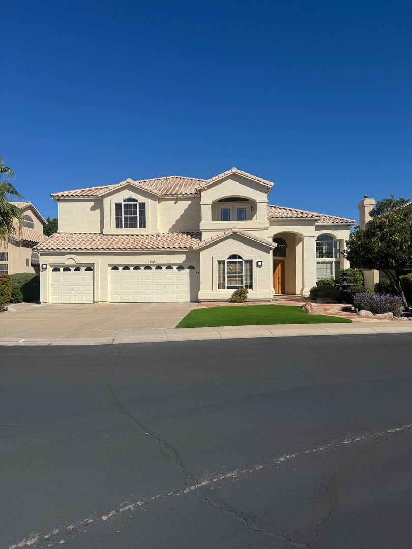 TEMPE House: 1918 E TODD DR