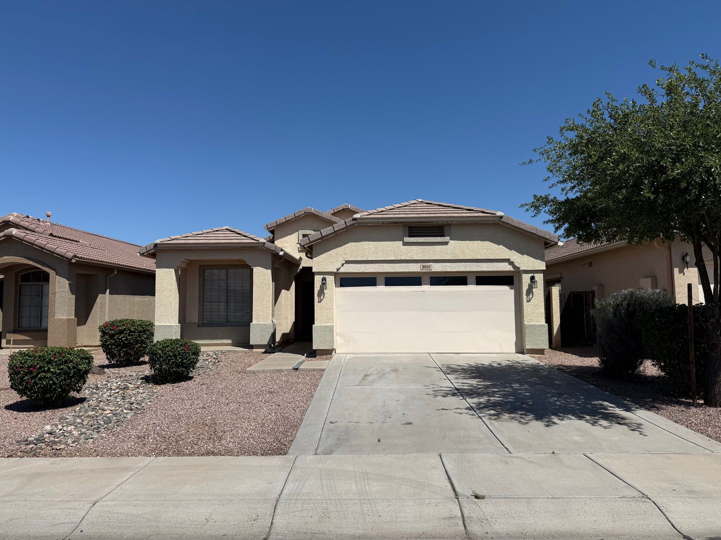 TOLLESON House: 8810 W HILTON AVE