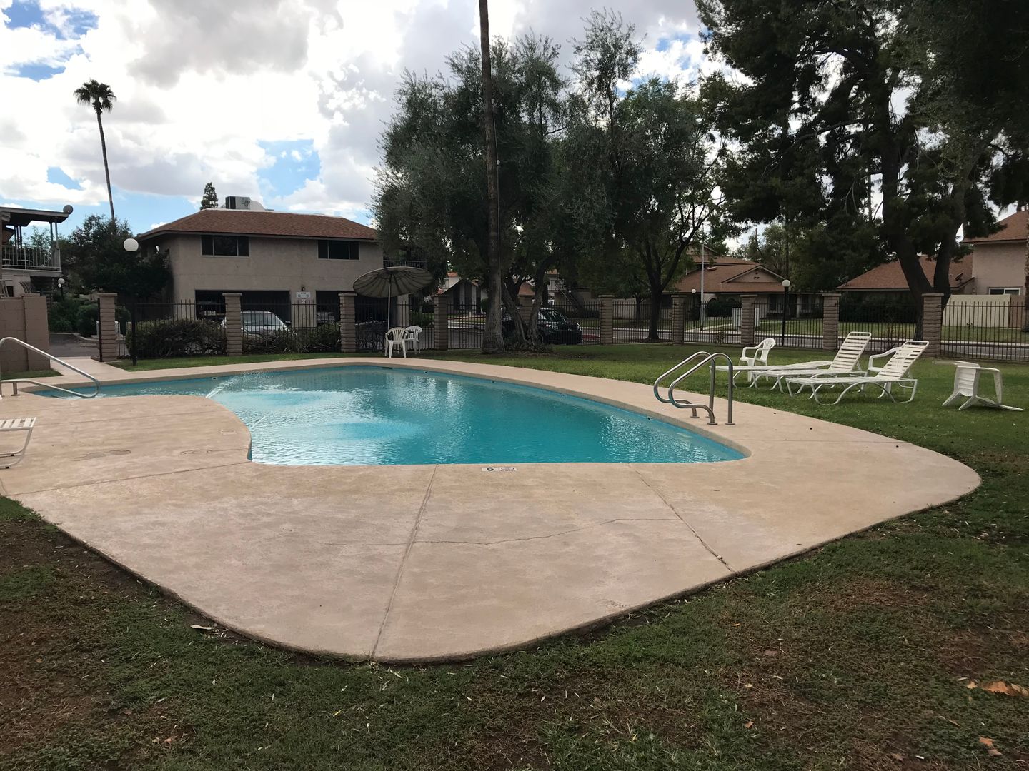 SCOTTSDALE House: 8562 E ROOSEVELT ST