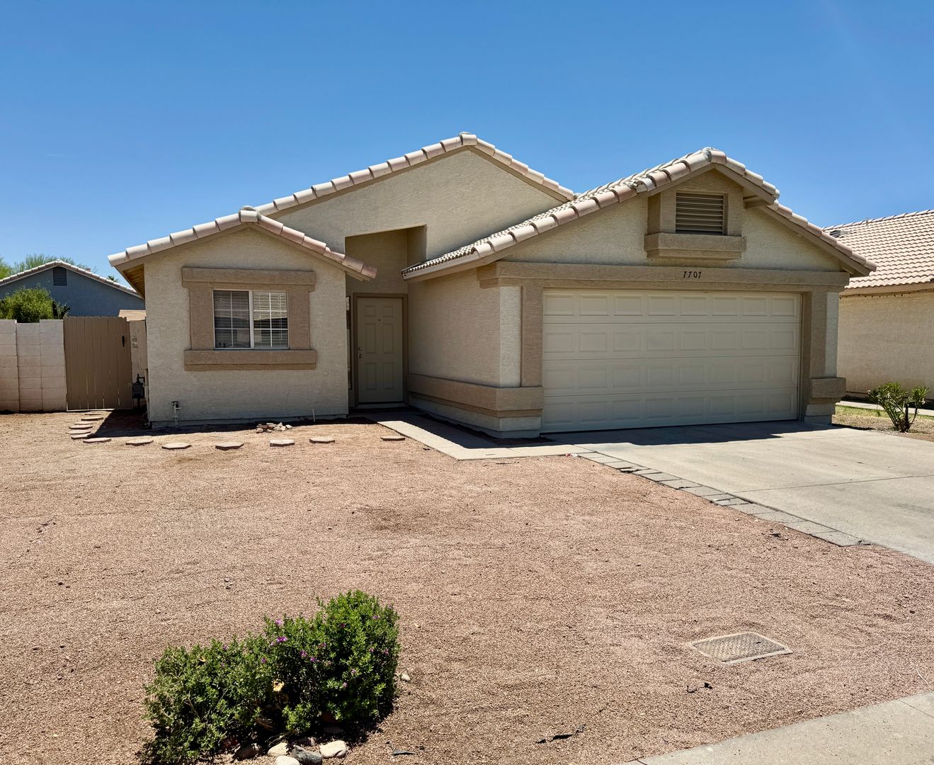 GLENDALE House: 7707 W RANCHO DR