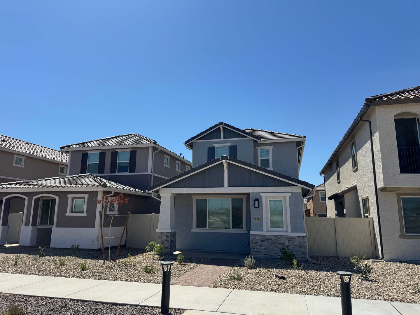 SURPRISE House: 24741 N 164TH DR