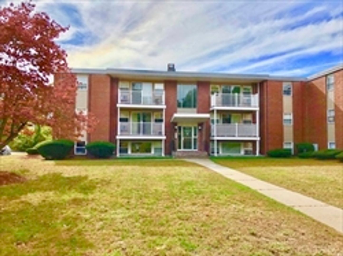 Chelmsford Apartment: 30 Worthen Street