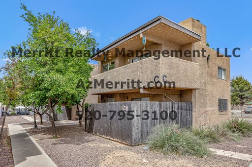 2 Bedroom, 2 Bathroom With A Great Floor Plan, Lots Of Closet Space, Two Pantries And Much More – photo 1
