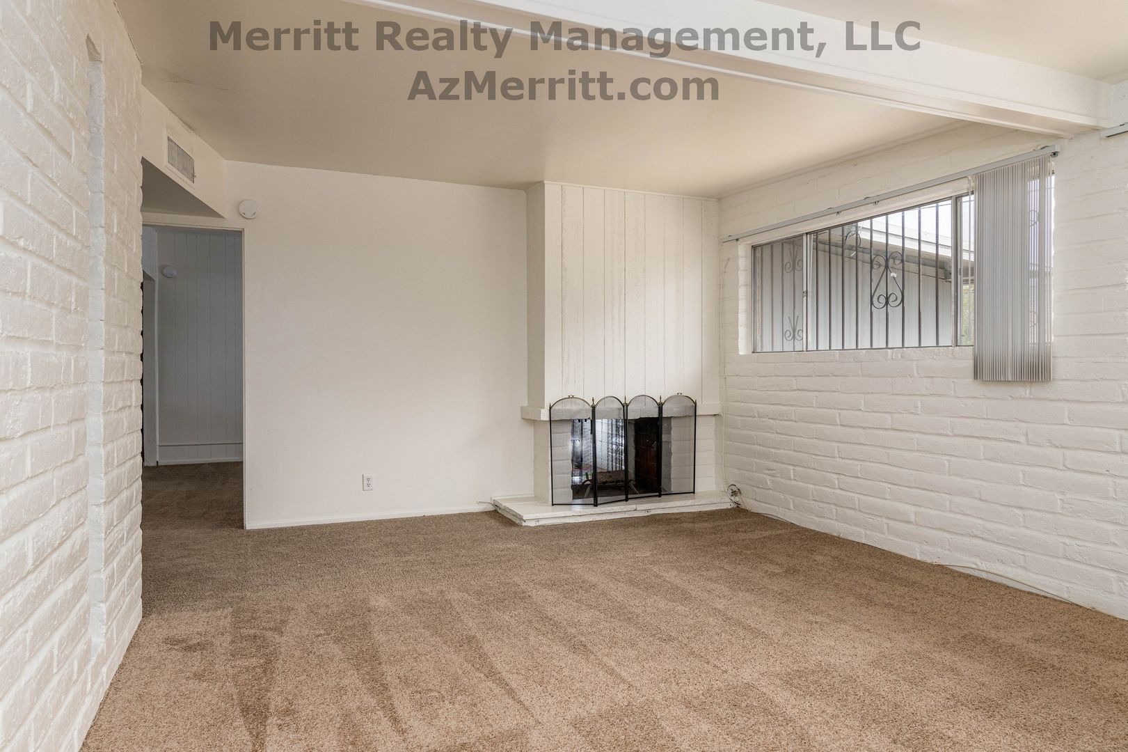 Tucson House: 436 N Bahamas Dr