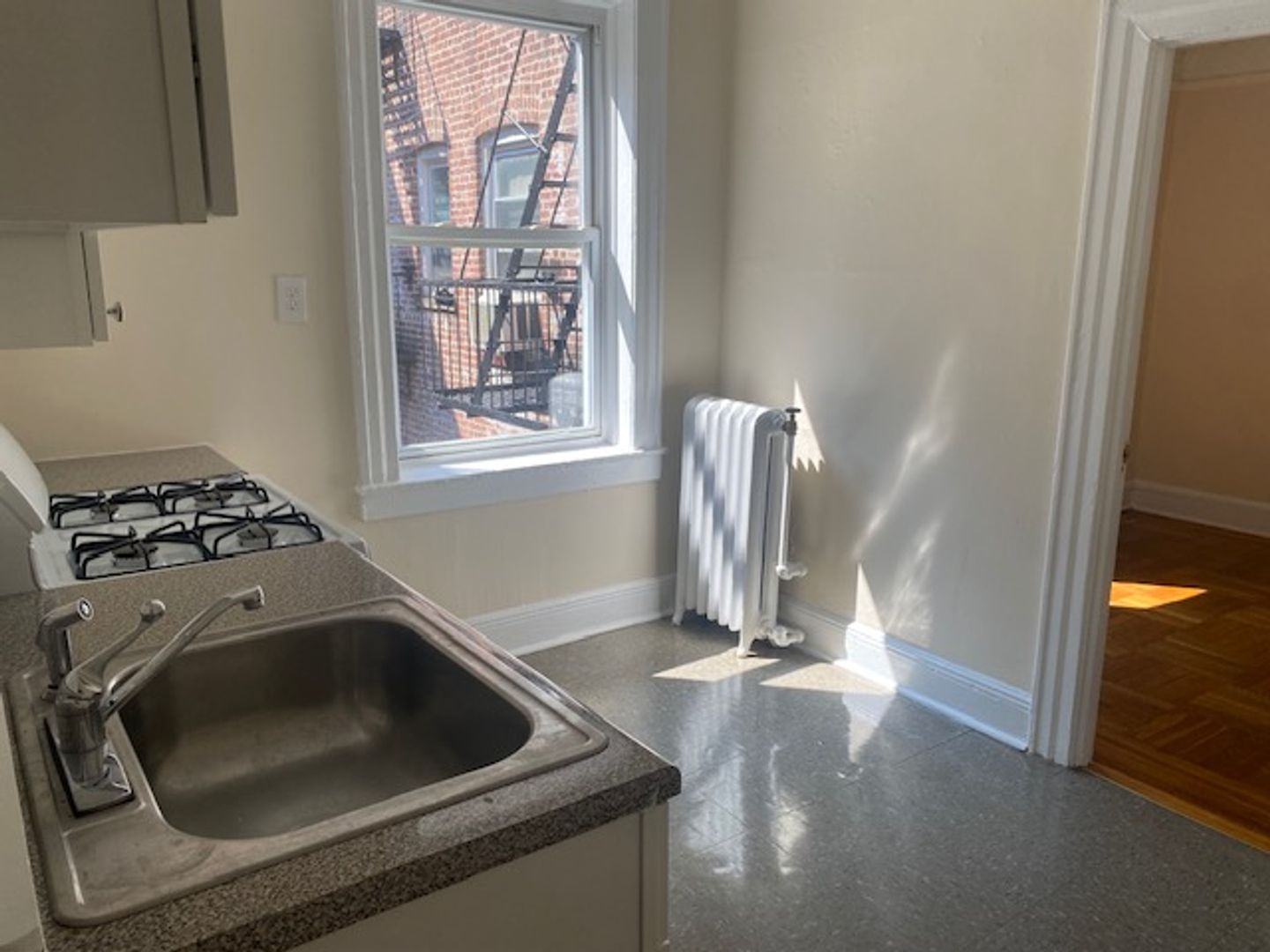 Weehawken Apartment: 36 50th St