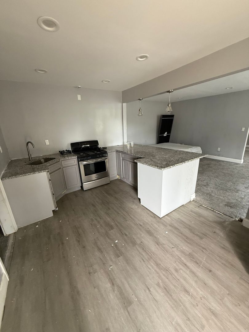 Baltimore Apartment: 2012 Russel Ave - B2