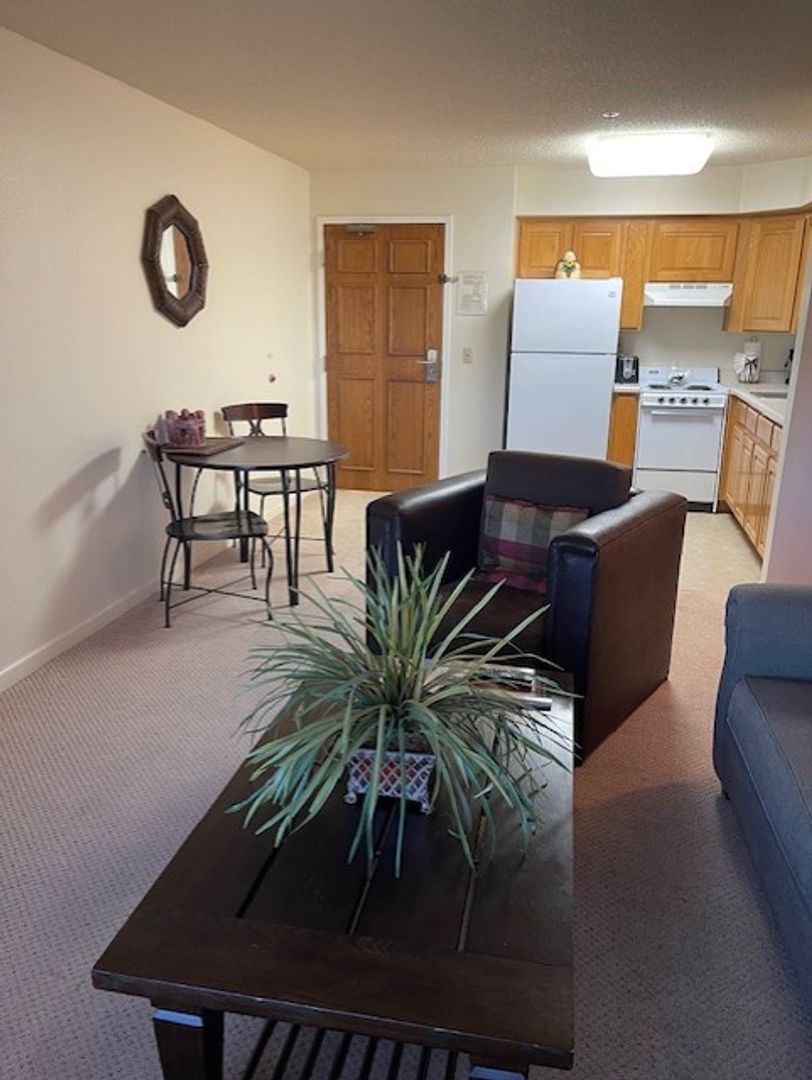 Mesquite Apartment: 555 Highland Dr.