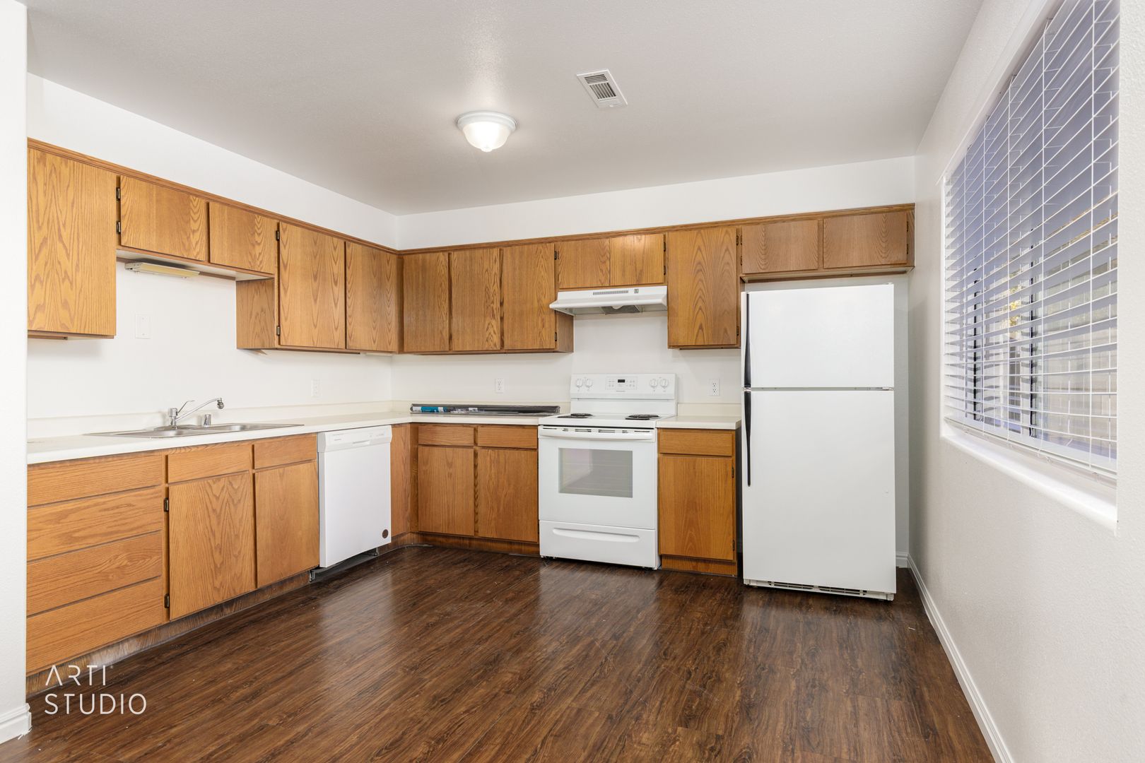 Mesquite Apartment: 90 East First South