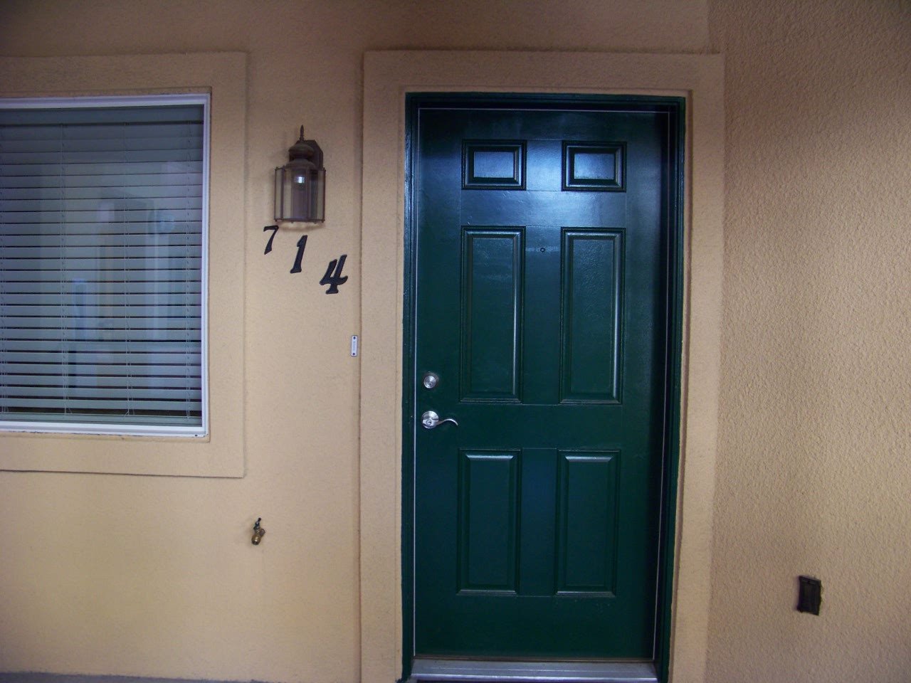 Mesquite Apartment: 400 Hillside Drive.