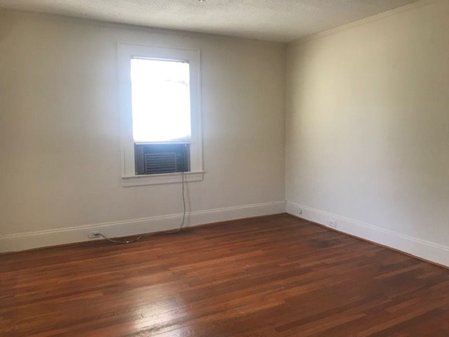 725 Gales Avenue B, WinstonSalem, NC 27103