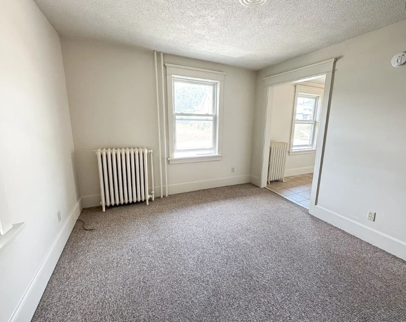 Duluth Apartment: 1804 E 4th Street