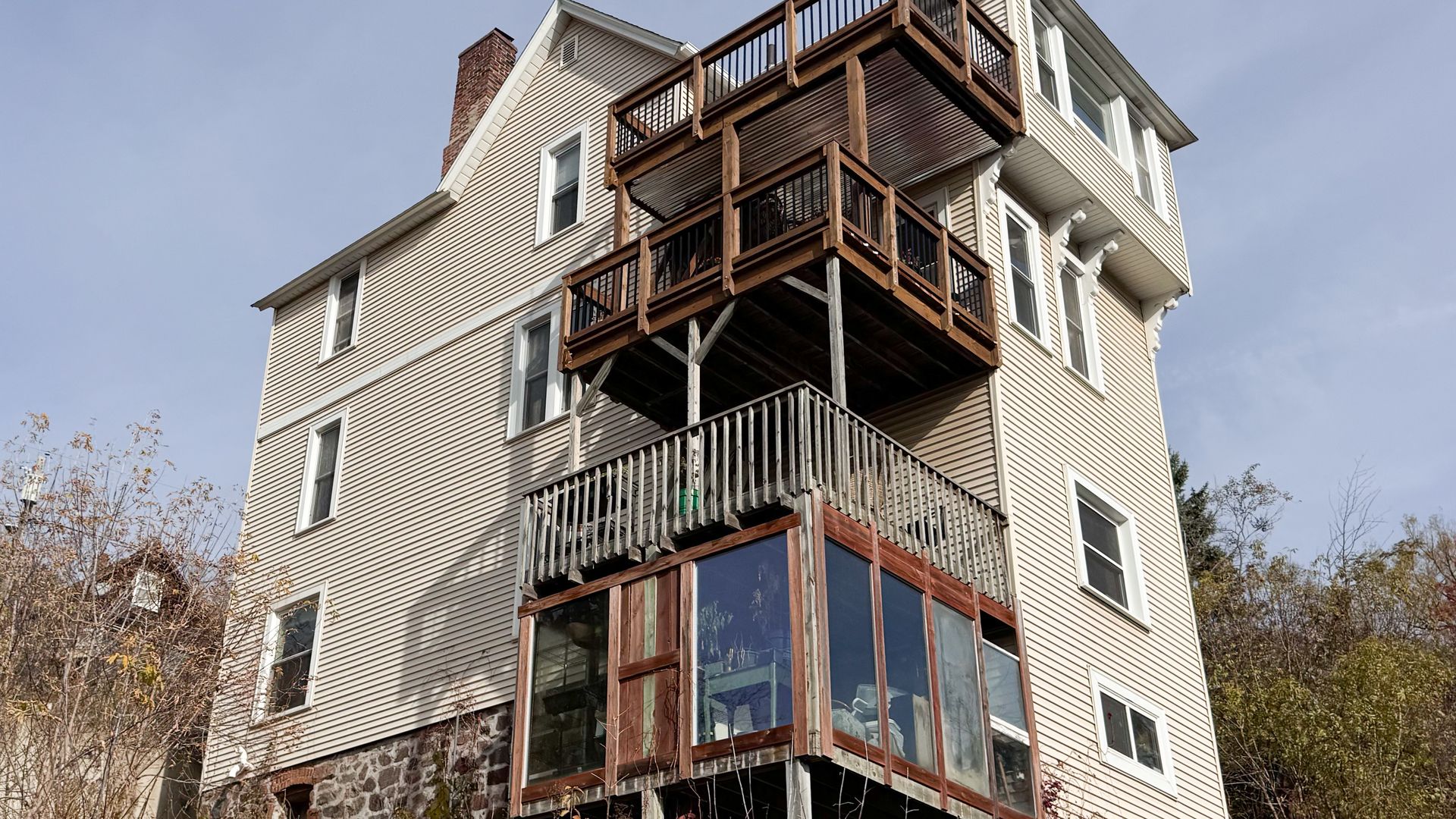 Duluth Apartment: 1712 W 3rd St