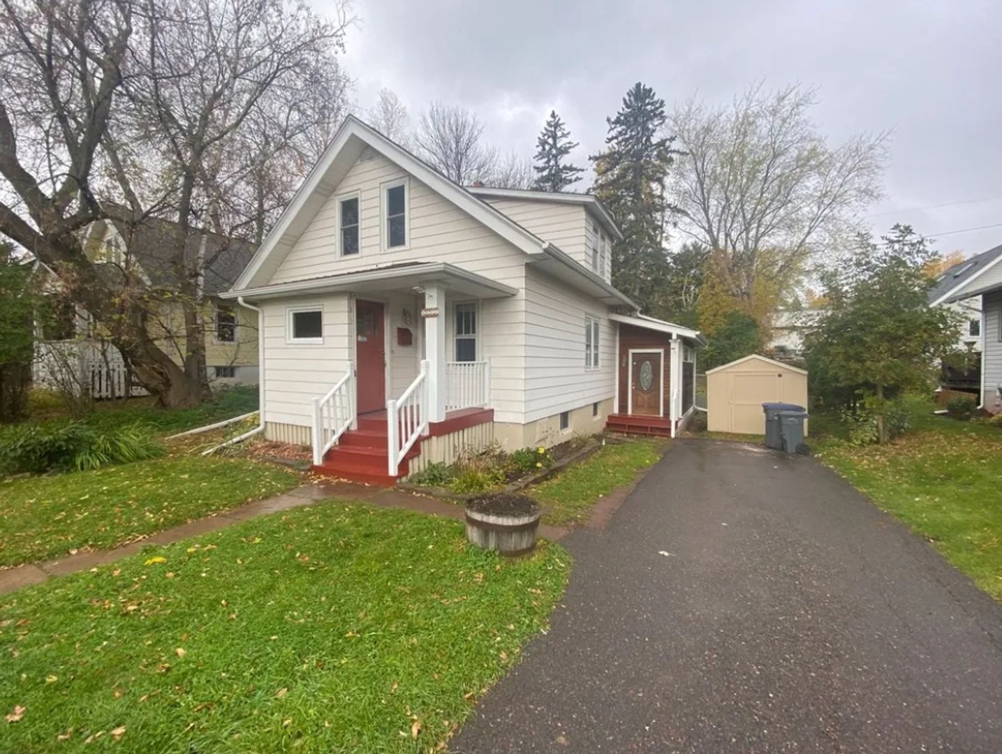 Duluth House: 4017 McCulloch Street