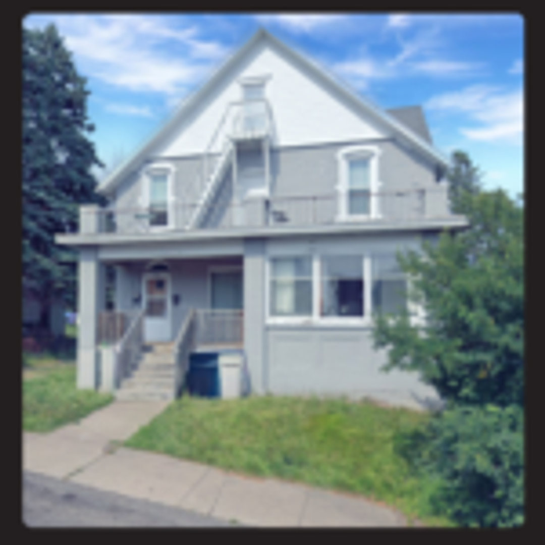 Duluth Apartment: 418 S 23rd Ave E