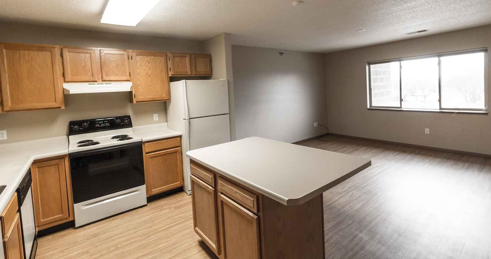 Sioux Falls Apartment: 3511 S Gateway Blvd