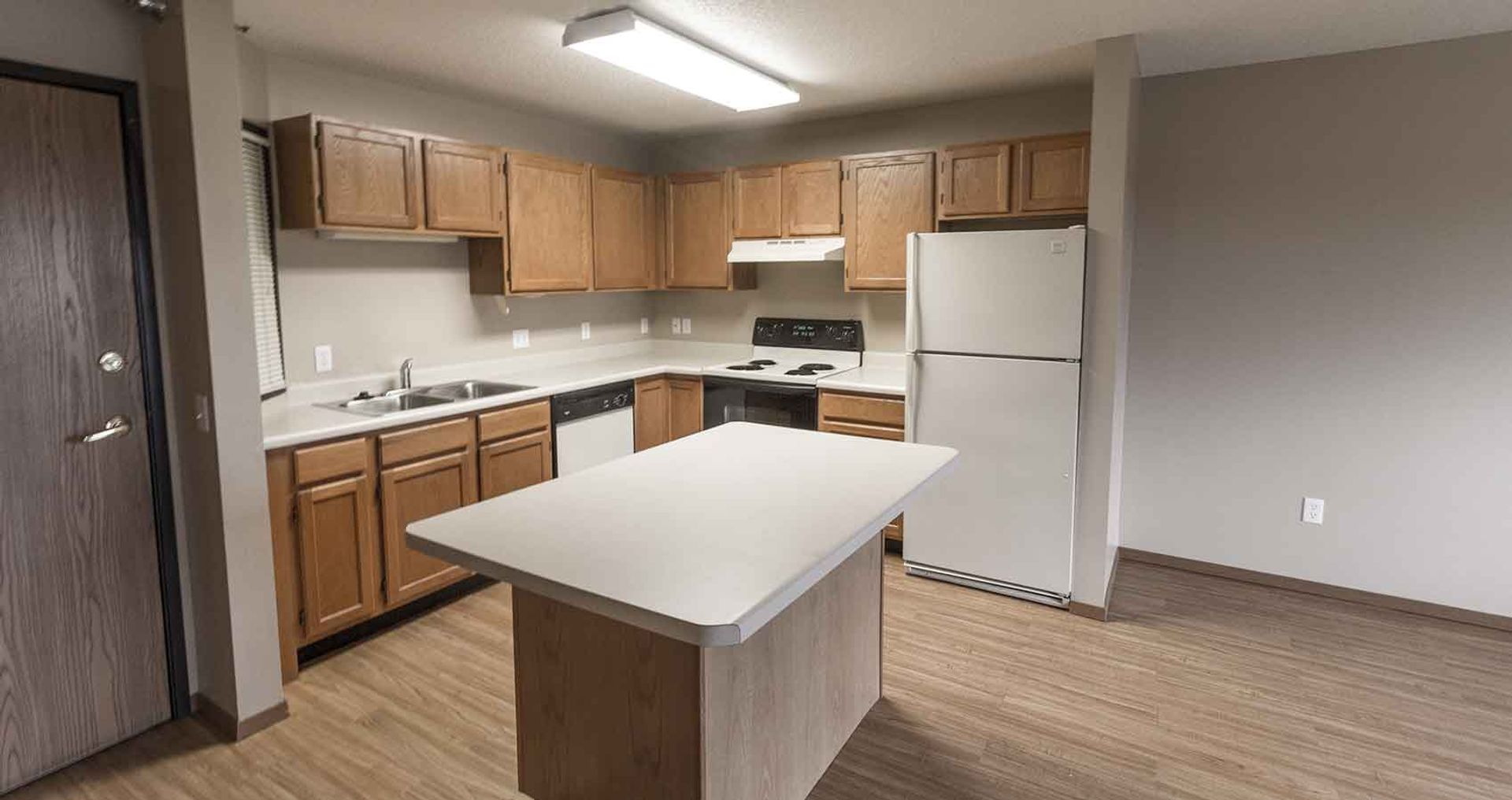 Gateway Apartments 3 of 16