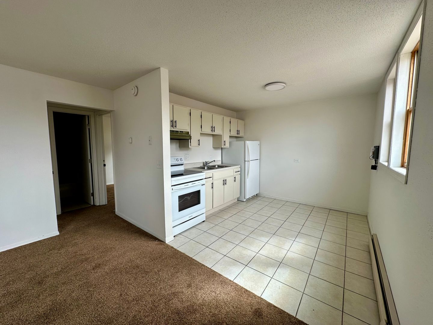 Sioux Falls Apartment: 3509 S West Ave