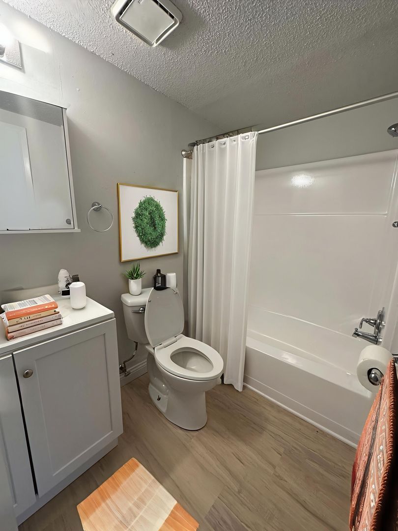 309 S Chicago - Unit 12 12 of 12
