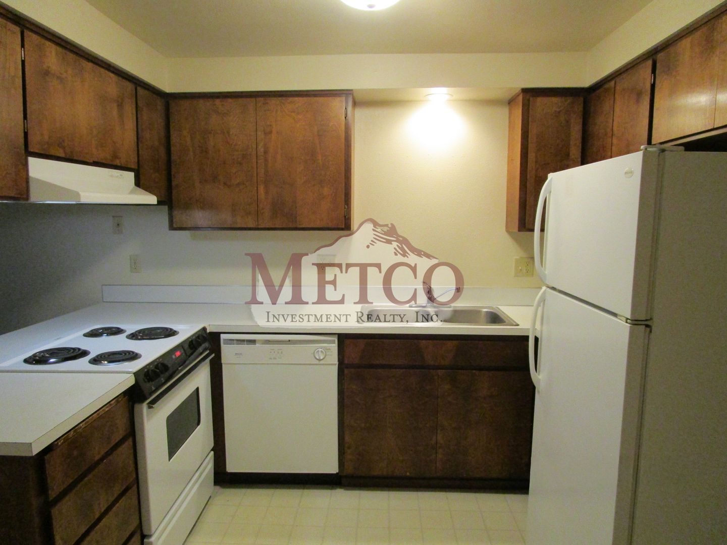 Springfield Apartment: 1018 Q St