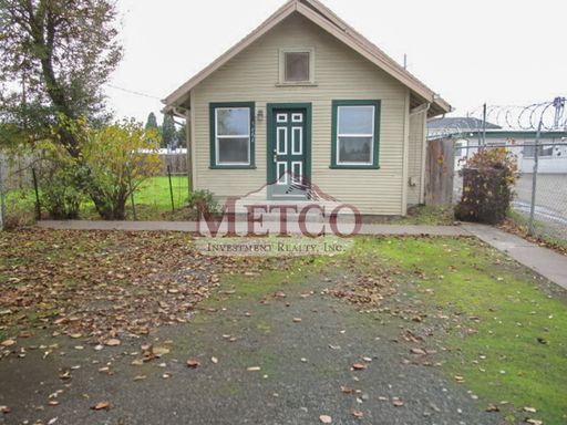 Updated 2 bedroom home – photo 1