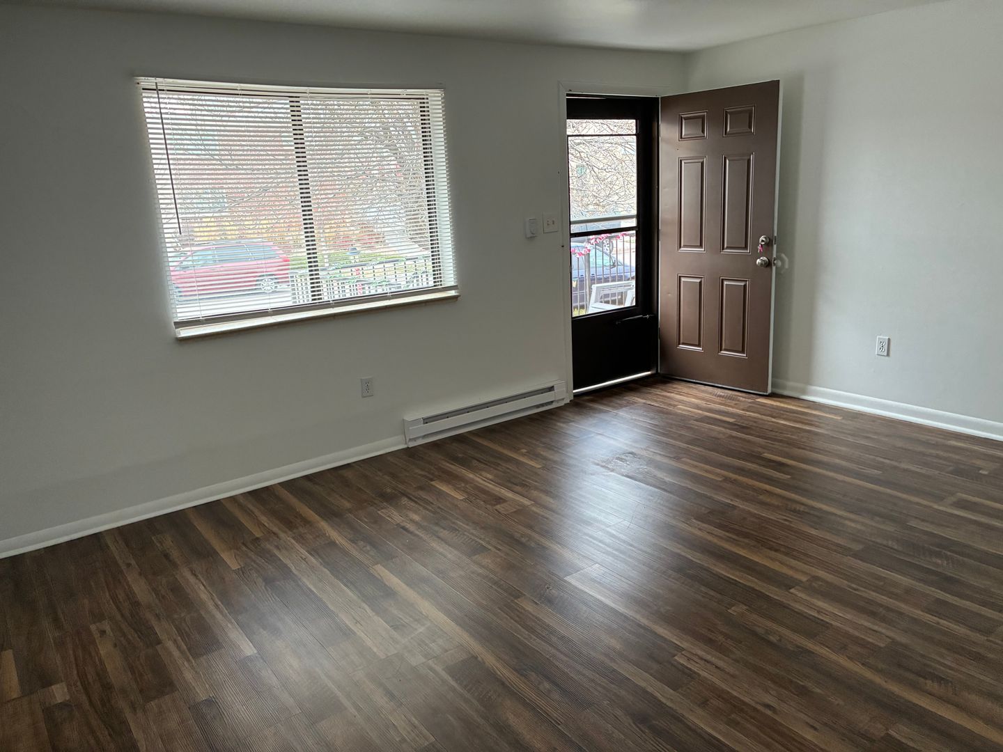 Lakewood Apartment: 9493 W 14th Ave