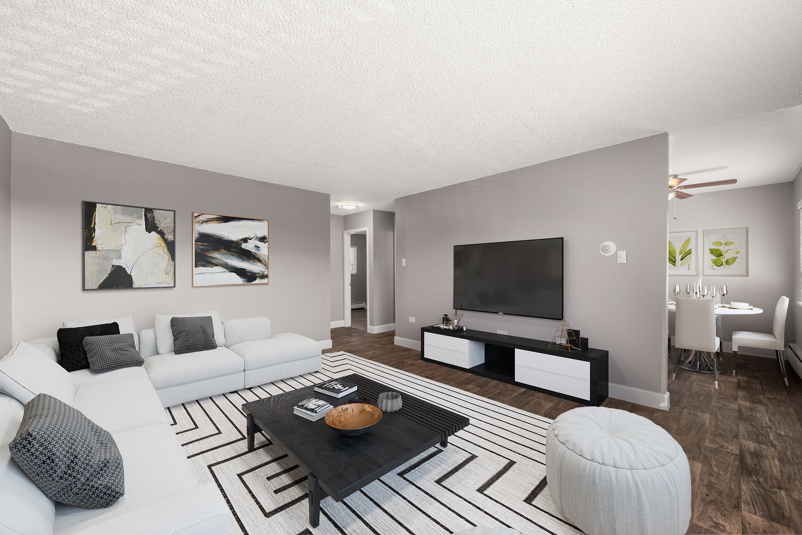 Brighton Apartment: 55 N Kuner Road