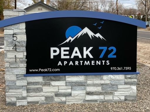 Beautiful Renovated Apartments - *** Special Low Price ** First month rent free ***starting at $1510.00 ** – photo 1