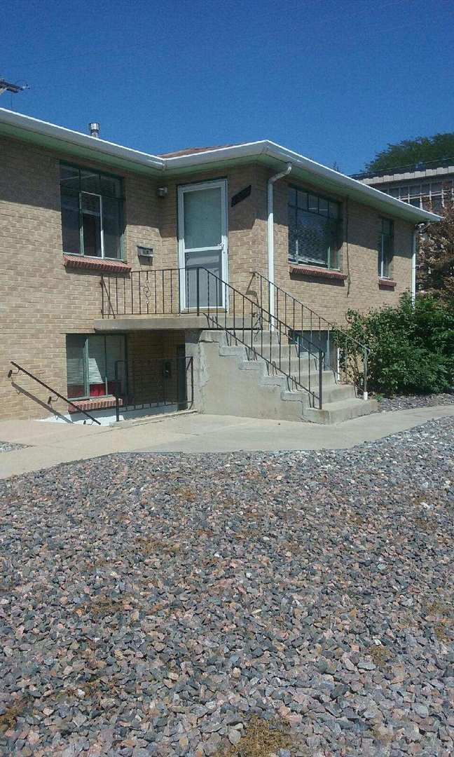 Denver Apartment: 2324-2338 S Race St