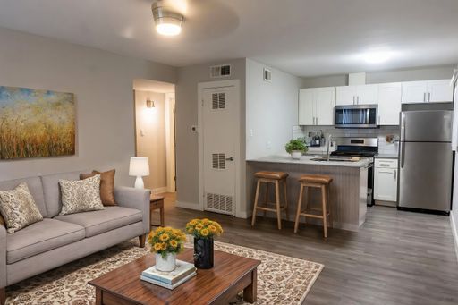 Large Two Bedroom One Bath Unit – photo 1