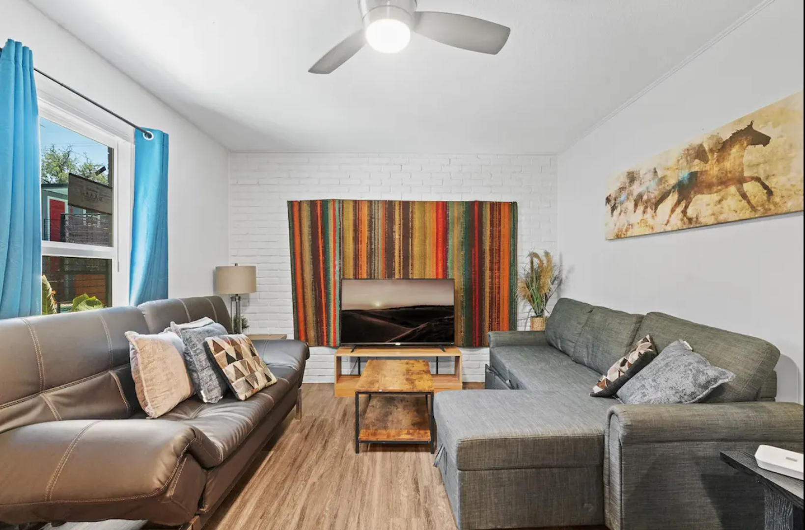 Austin Apartment: 206 W. 38th St
