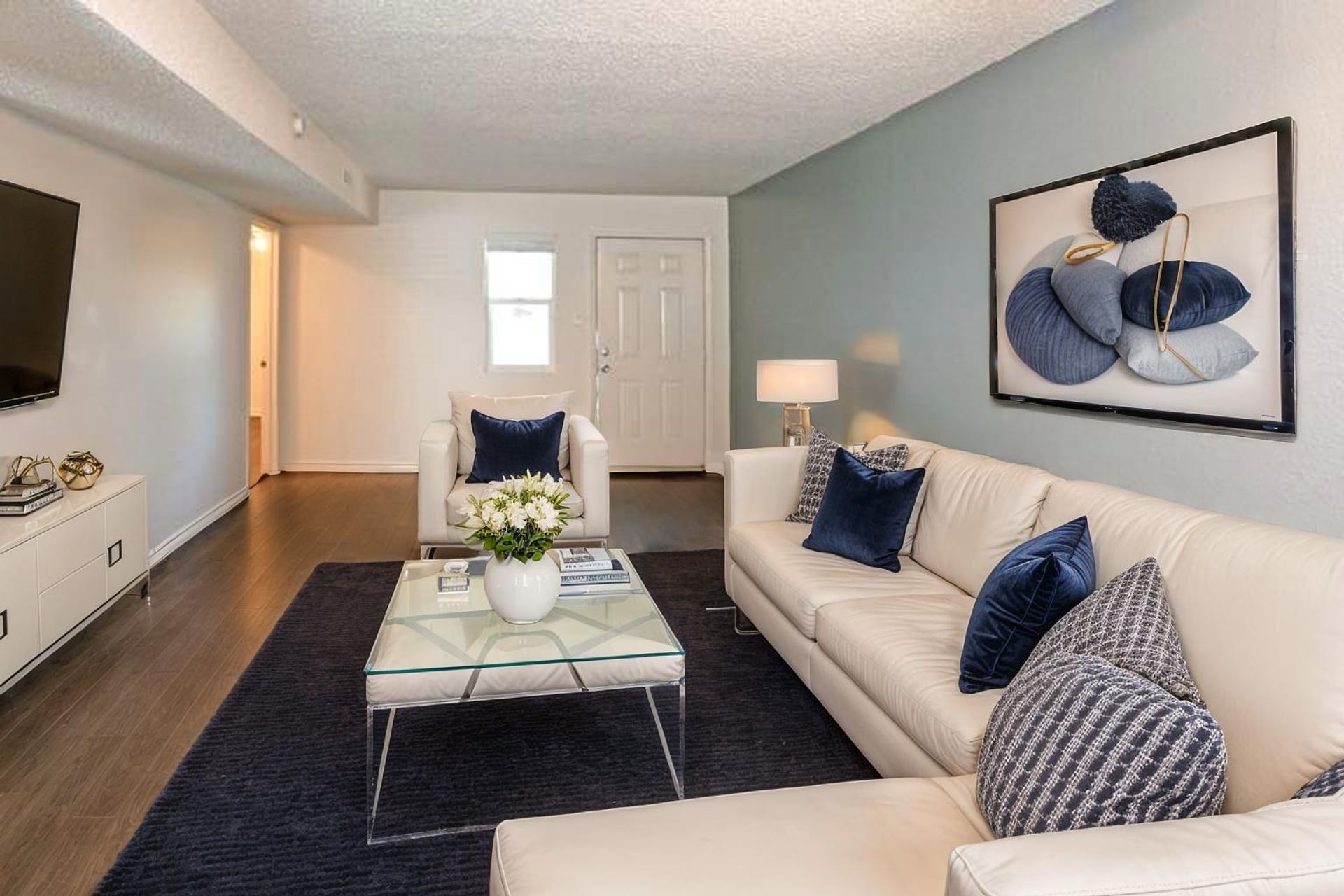 Austin Apartment: 6103 Manor Rd