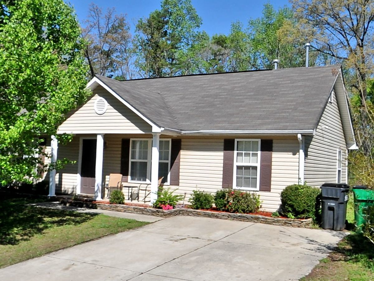 Charlotte House: 1126 Maria Christina Ln