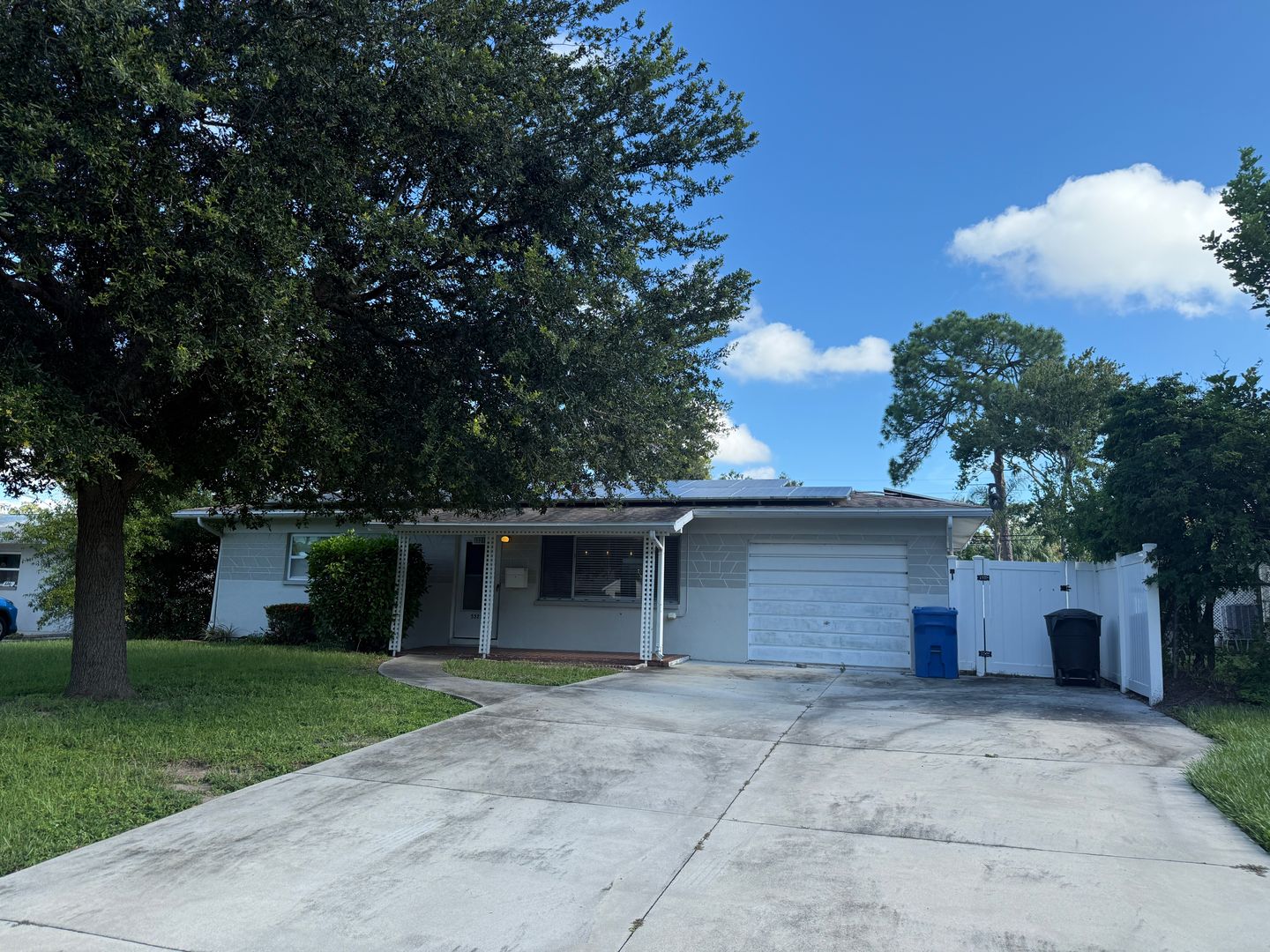 St. Petersburg House: 5321 12th Ave N