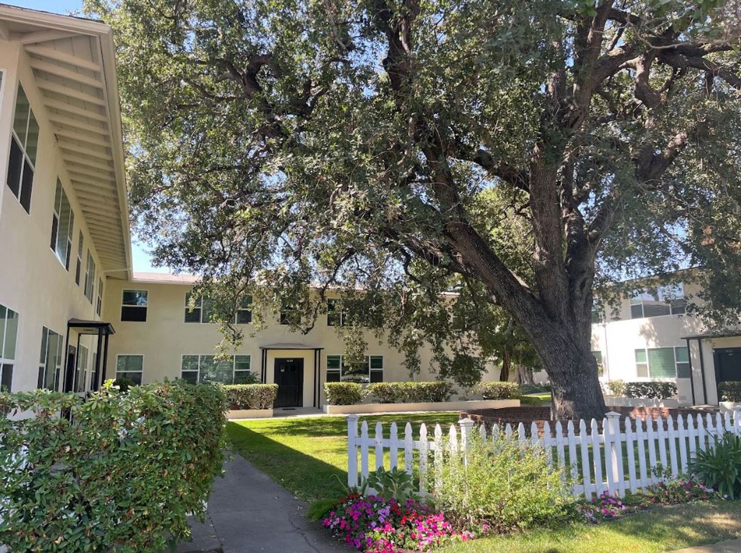 Alhambra Apartment: 1618 W. Huntington Drive