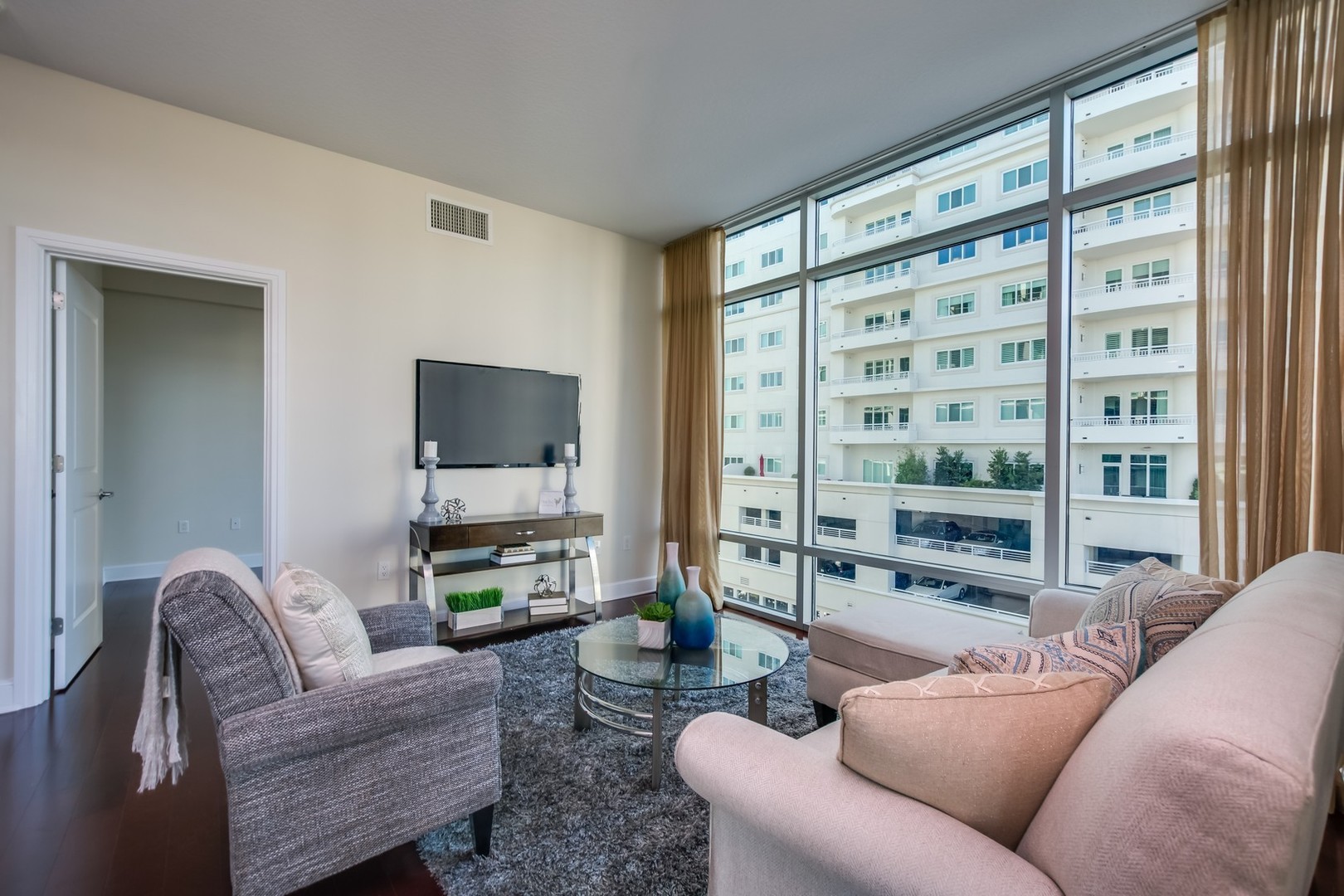 Orlando Condo: 101 S Eola Drive