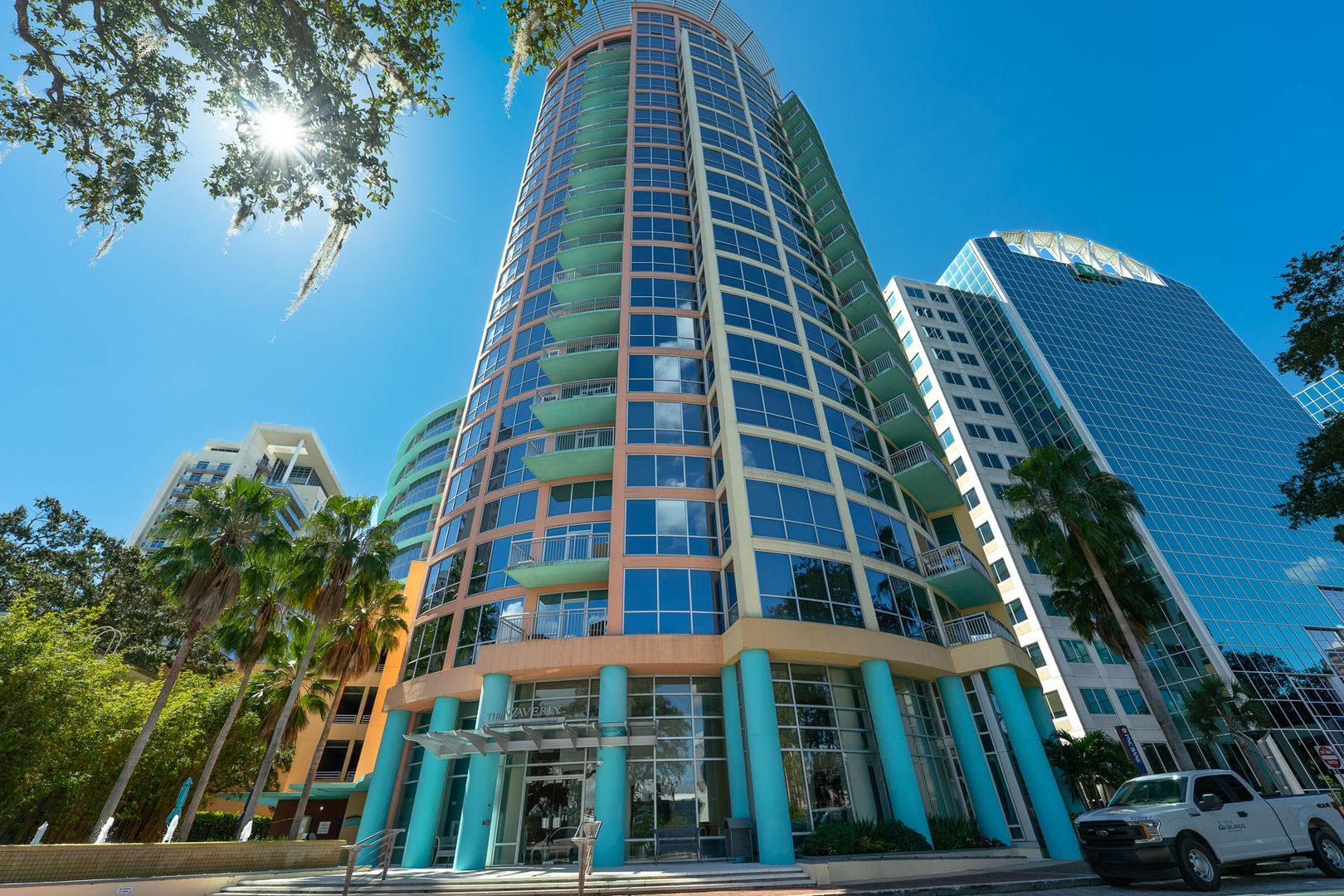 ORLANDO House: 322 E CENTRAL BLVD