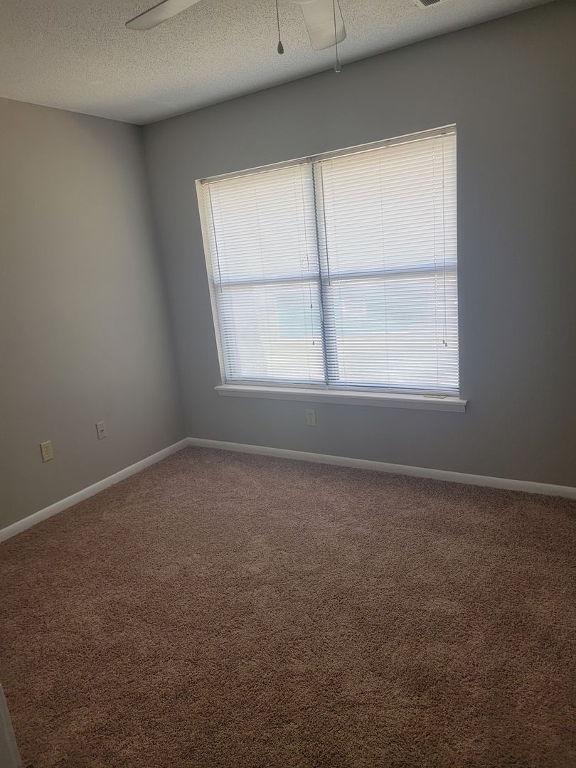 Wedgewood Apartments, 939 South Main Street 28, Hinesville, GA 31313