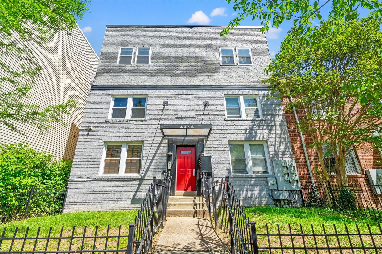 Washington Condo: 1241 18th Street NE