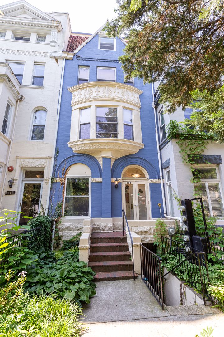 Washington Condo: 1350 Kenyon St, NW