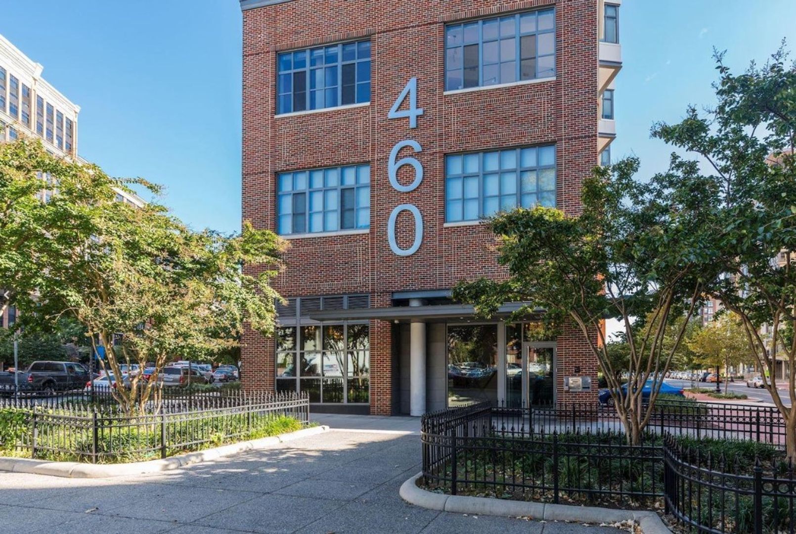 Washington Condo: 460 New York Ave NW Unit #1006